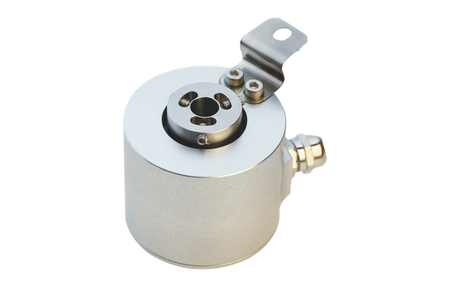 Radar Turntable Uses Fabricated Resolver 58 Series